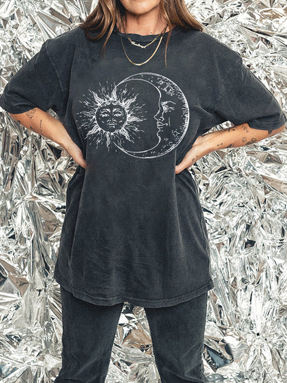 Vintage Sun And Moon Graphic Street Washed Tee