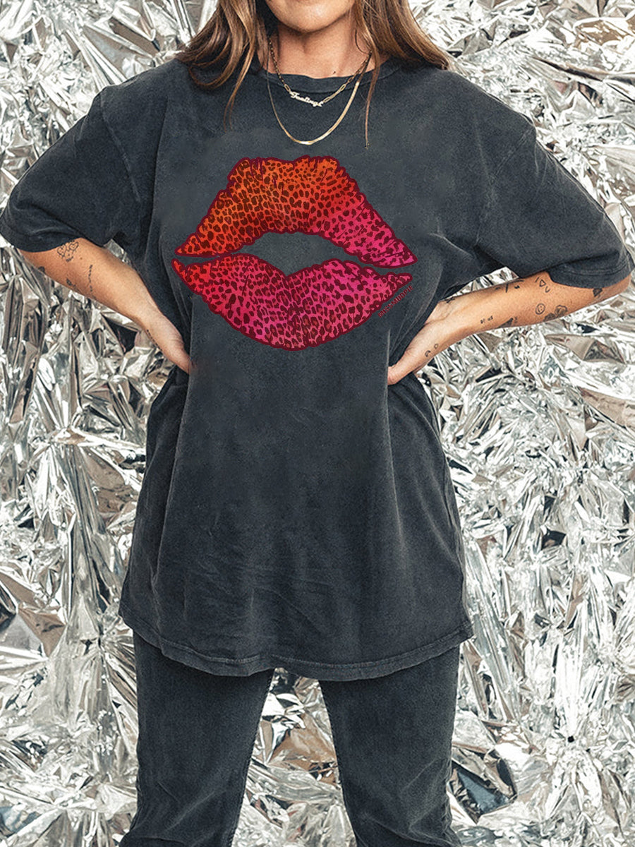 Leopard Sunset Kiss Lips Washed T-Shirt
