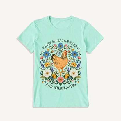Hen and Wildflowers Cottage Print Crew Neck Cotton Tee