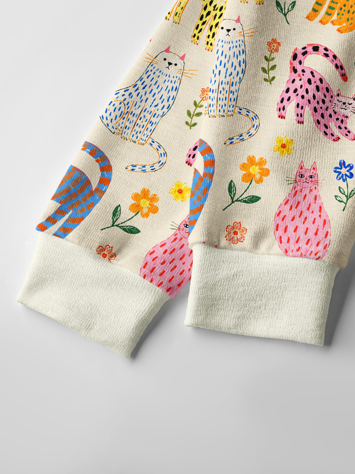 Lightweight Crew Neck Long‑Sleeve Cropped Colorful Whimsical Garden Cats Pattern Print Fine‑Knit Cardigan